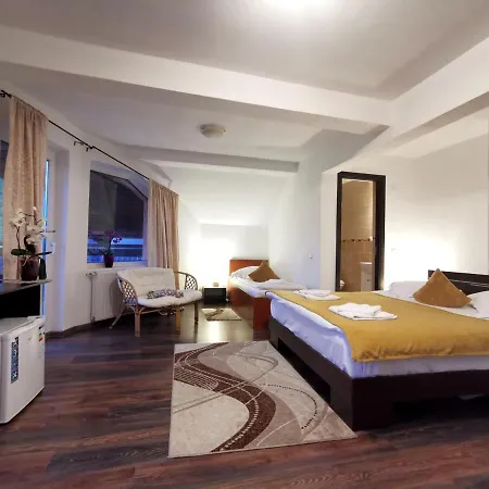 בית הארחה Tamara House *